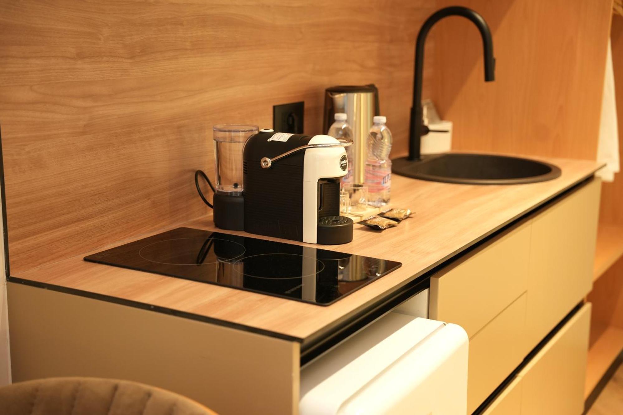 Nea Deluxe Apart-Hotel Tiranë Luaran gambar